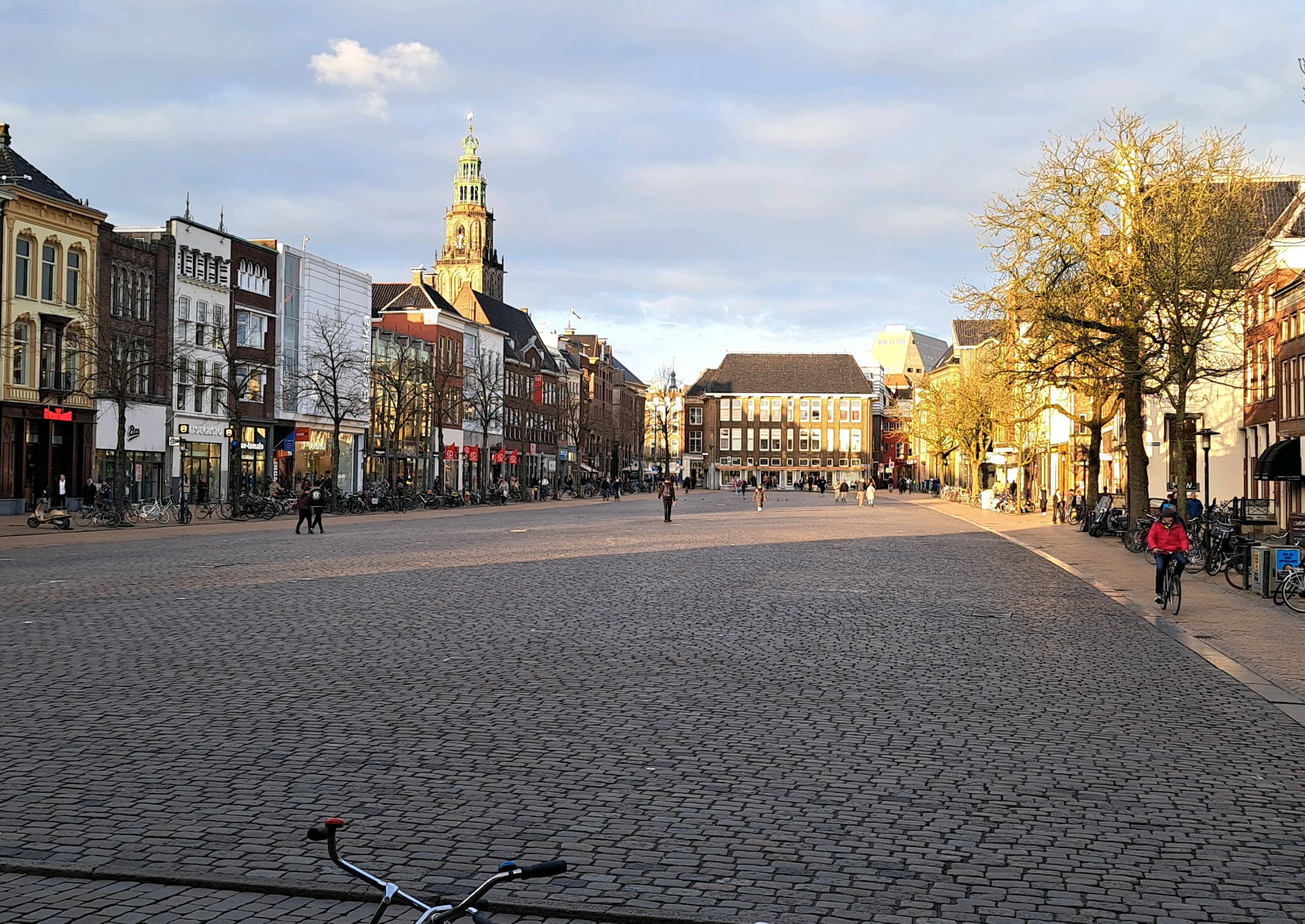 Vismarkt in Groningen, 1954